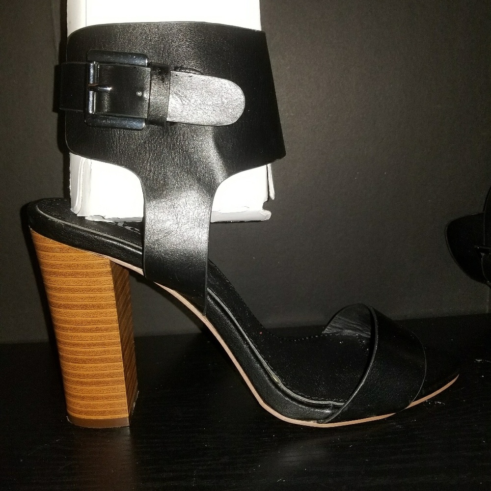 Chunky black open toe sandals